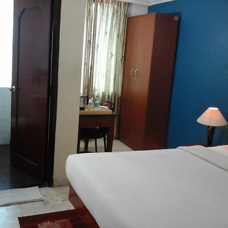 Hotel Pigeon International Bangalore Eksteriør bilde