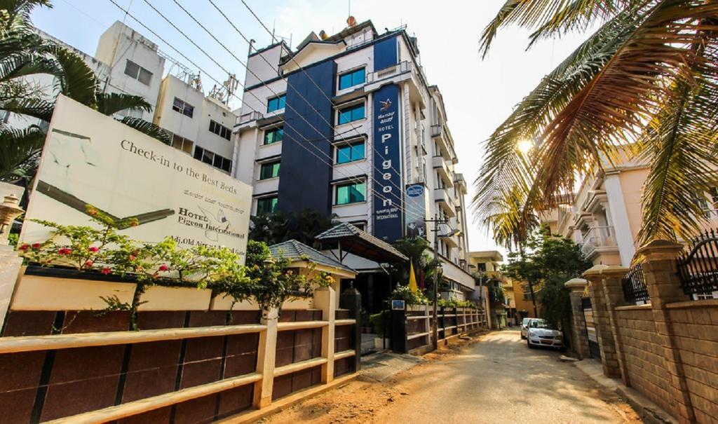 Hotel Pigeon International Bangalore Eksteriør bilde