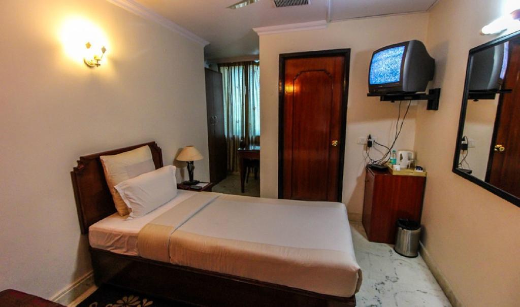 Hotel Pigeon International Bangalore Eksteriør bilde