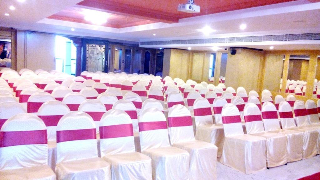 Hotel Pigeon International Bangalore Eksteriør bilde