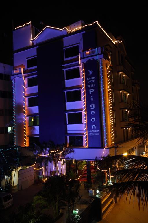 Hotel Pigeon International Bangalore Eksteriør bilde