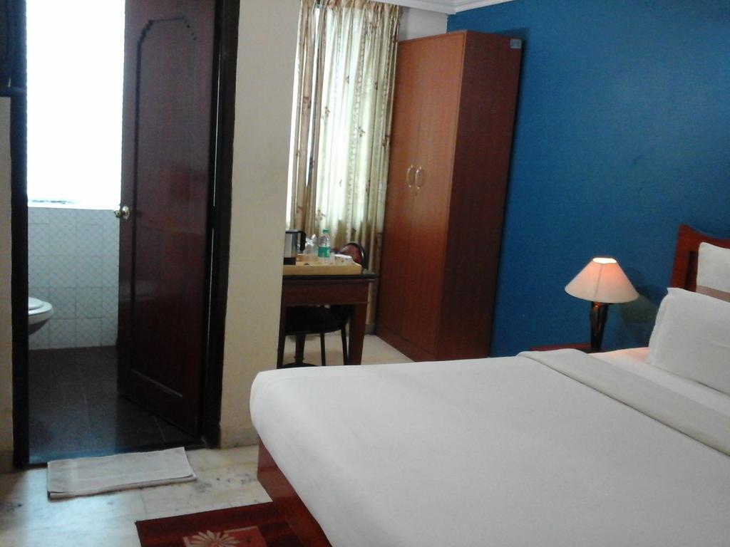 Hotel Pigeon International Bangalore Eksteriør bilde